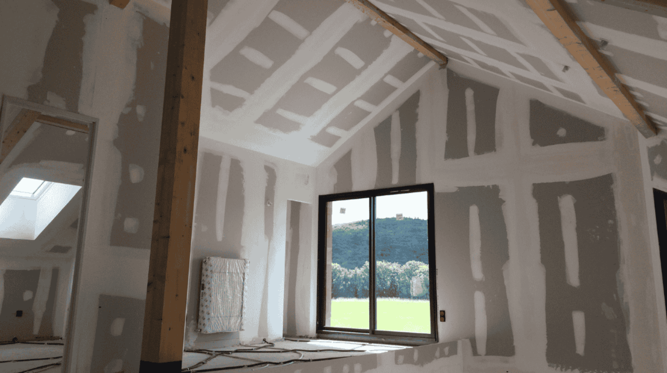 bandes de placo dans maison individuelle en chantier